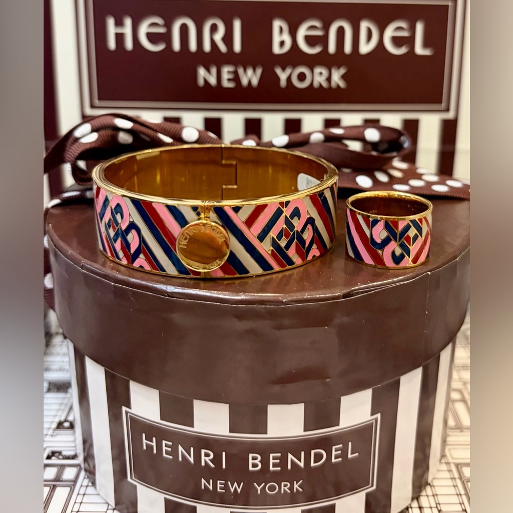 NWT HENRI BENDEL Pink Navy Gold Enamel Bangle and Matching Ring (size 9) Set